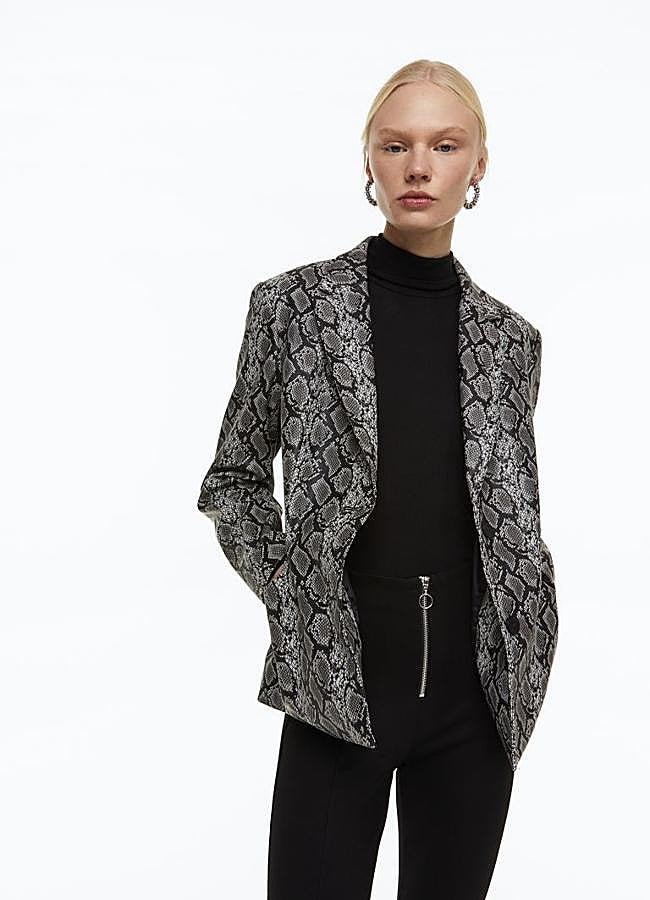 Imagen - Americana con estampado print de H&M, 49,99 euros.