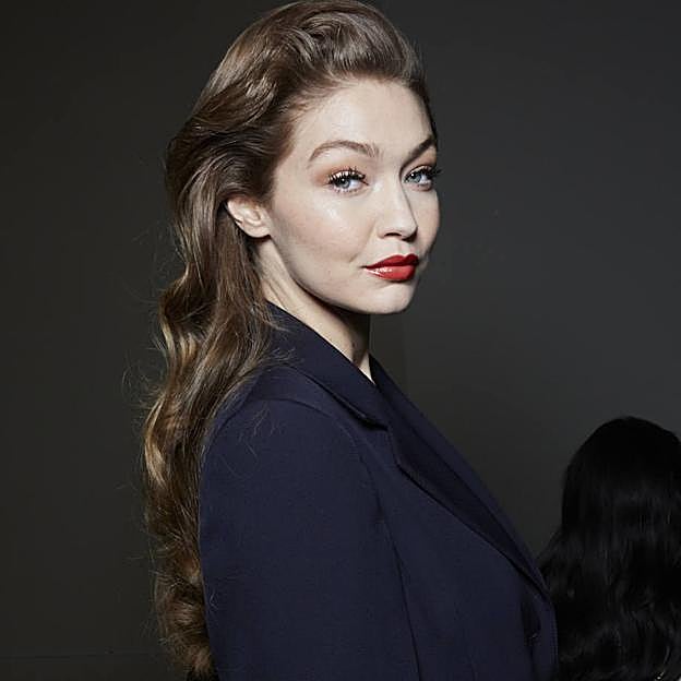 El rubio oscuro es la tendencia de color de pelo más natural a la que se han apuntado todas las famosas