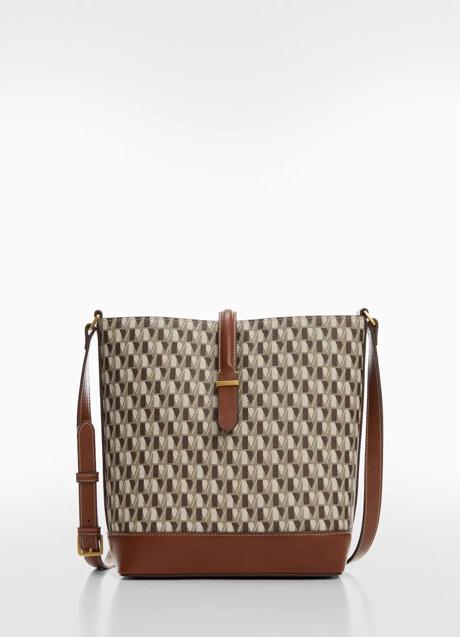 Imagen - Bolso con logo de Mango (19,99 euros)