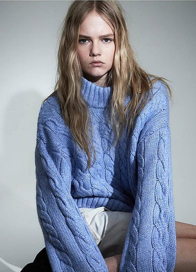 Imagen - Jersey oversize con cuello alto trenzado