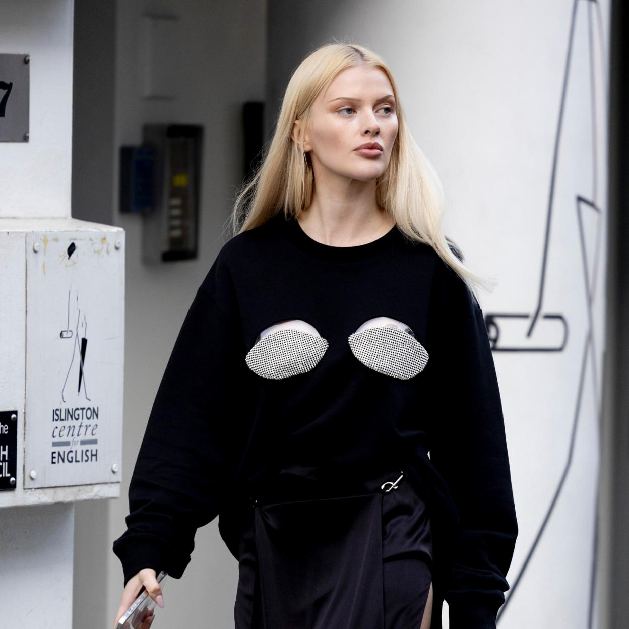 Estos son los jerséis de punto grueso que te pondrás a diario con vaqueros.