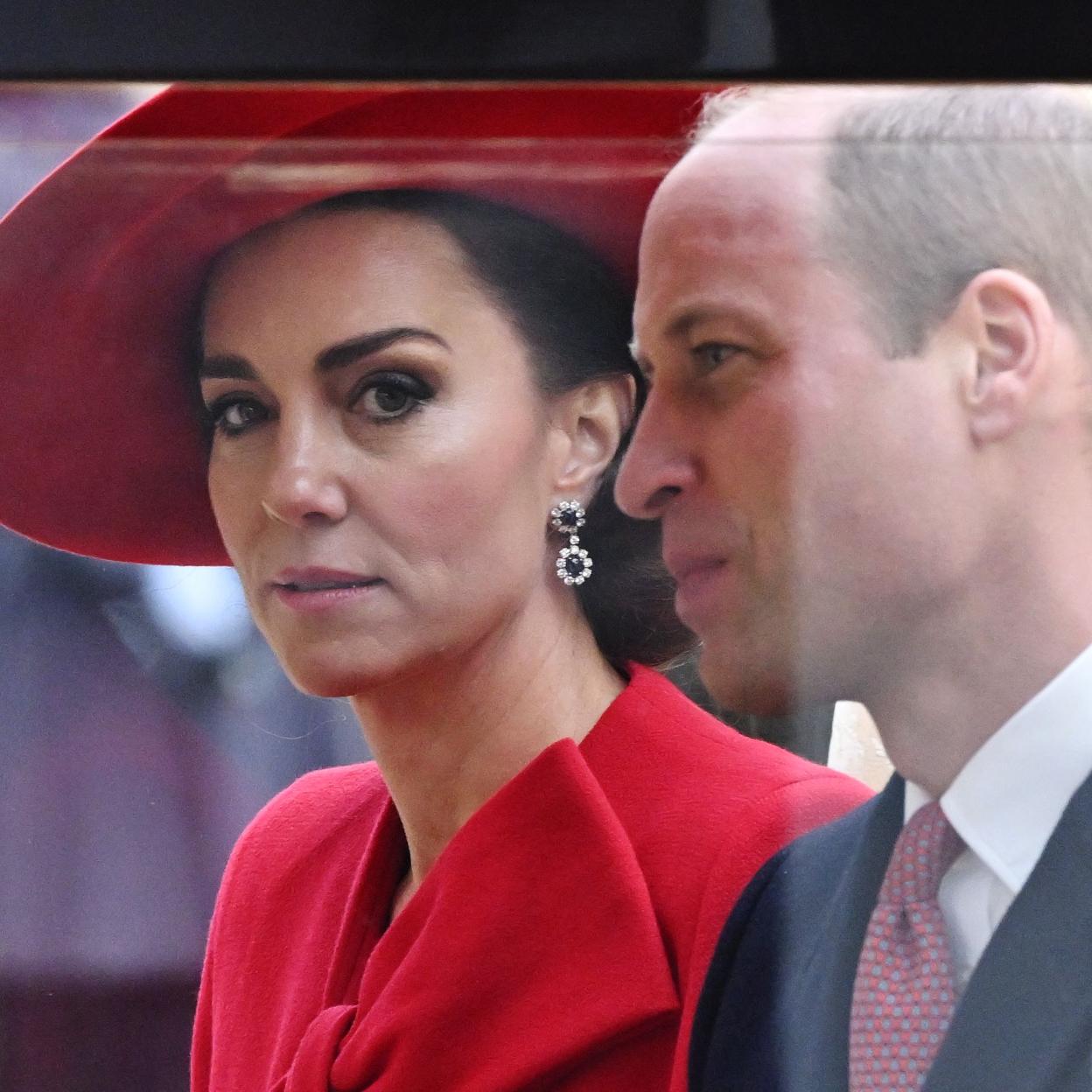 Kate Middleton y el príncipe Guillermo han sido de los peor parados en el nuevo libro Endgame. s. 