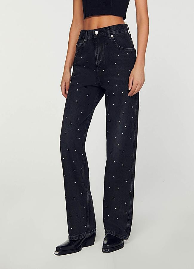 Imagen - Vaquero en negro con cristales de Sandro. Foto: Sandro.