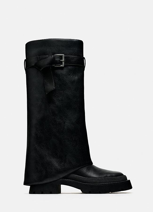 Imagen - Bota polaina con suela track de Zara. Foto: Zara.