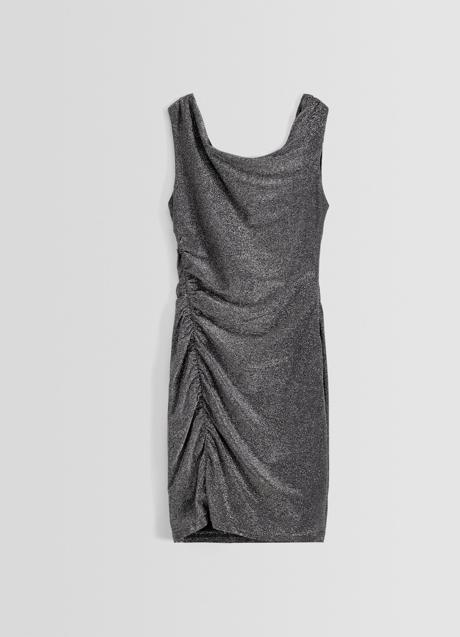 Imagen - Vestido drapeado de Bershka (25,99 euros)