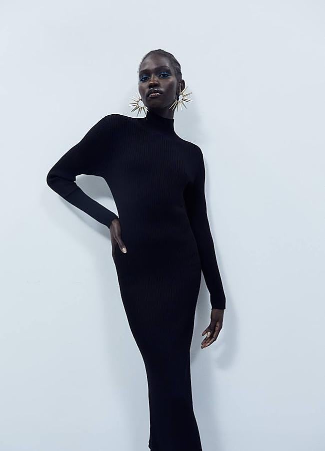 Imagen - Vestido de invierno en punto color negro