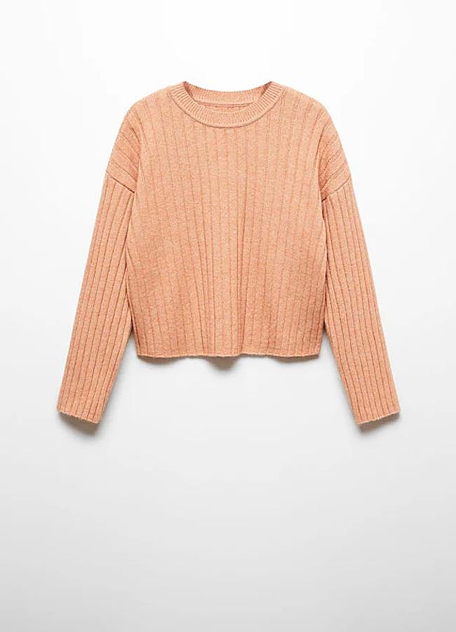 Imagen - Jersey de canalé en melocotón de Mango. Foto: Mango.