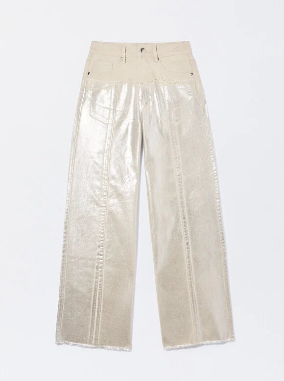 Imagen - Vaqueros metalizados de Parfois. Foto: Parfois.