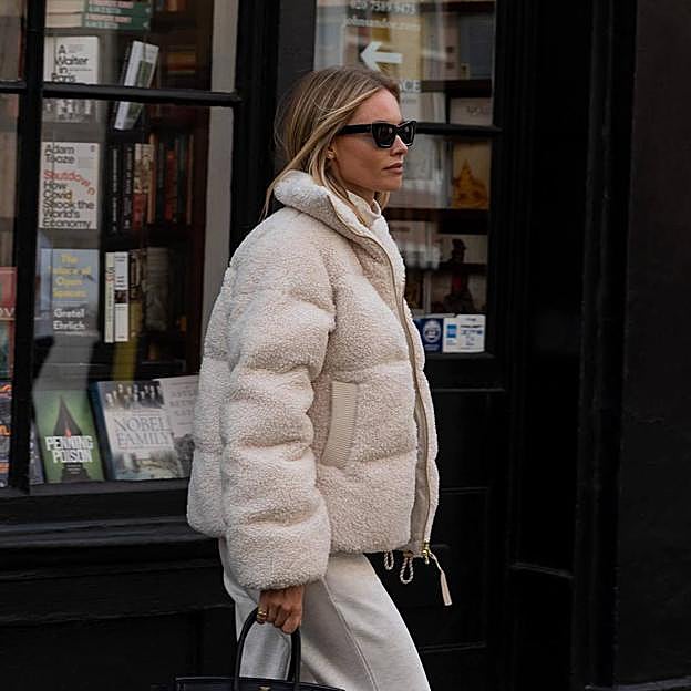 Abrigos de borreguillo acolchados para las que quieran ir más calentitas