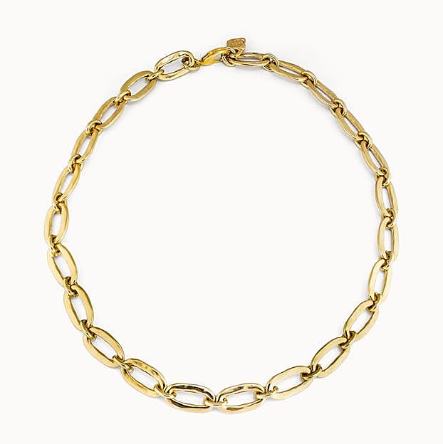 Imagen principal - El collar de Uno de 50, los botines de Alma en pena y el bolso de Parfois.