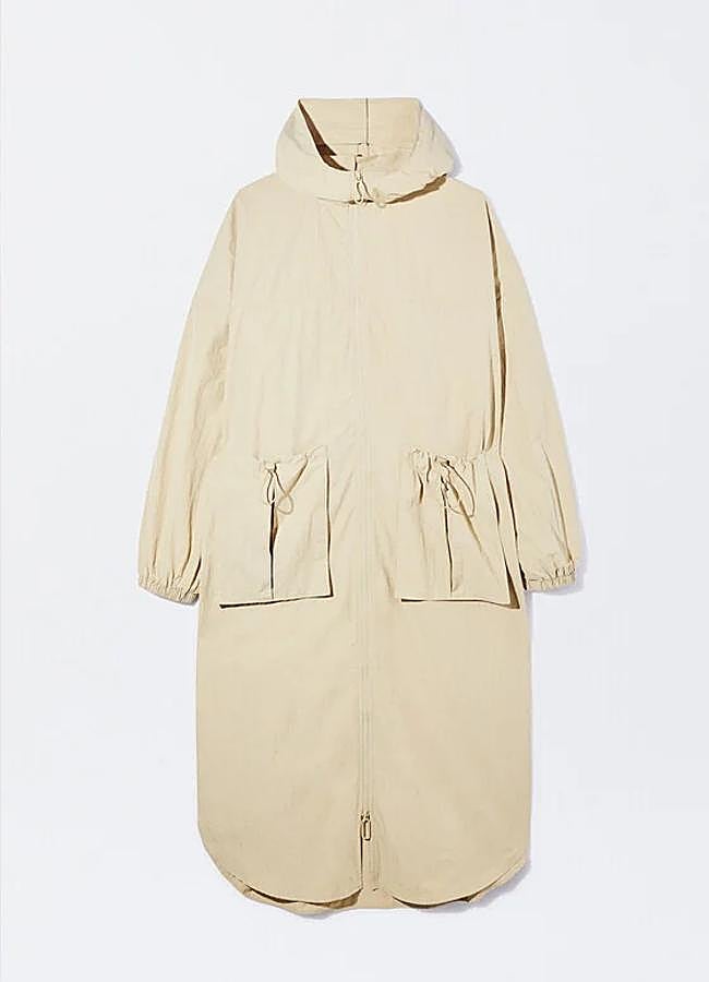 Imagen - Parka con bolsillos de Parfois (59,99 euros). Foto: Parfois.