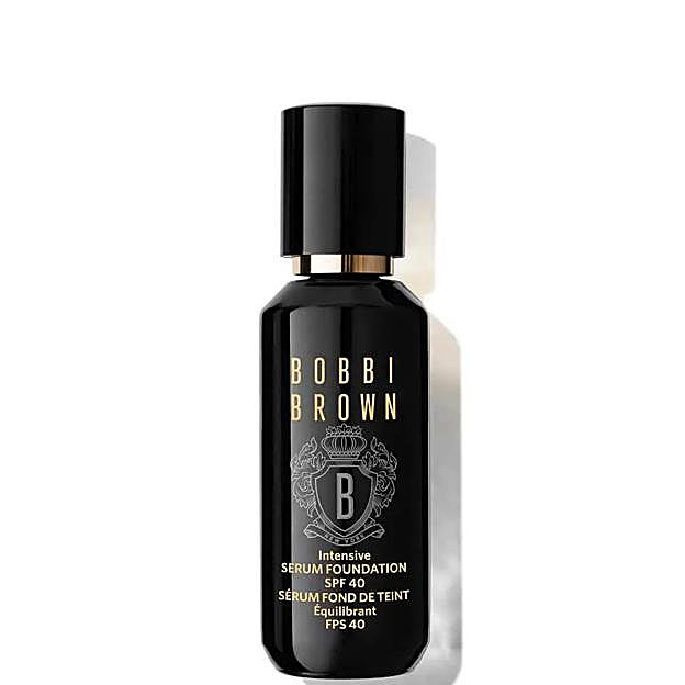 Intensive Serum Foundation SPF40 de Bobbi Brown. Precio: 81 euros