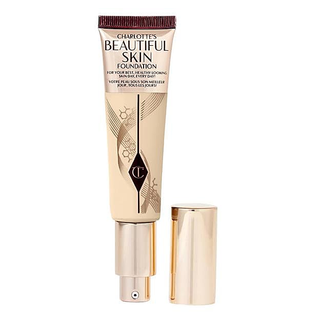 Charlotte's Beautiful Skin Foundation de Charlotte Tilbury. Precio: 42,99 euros