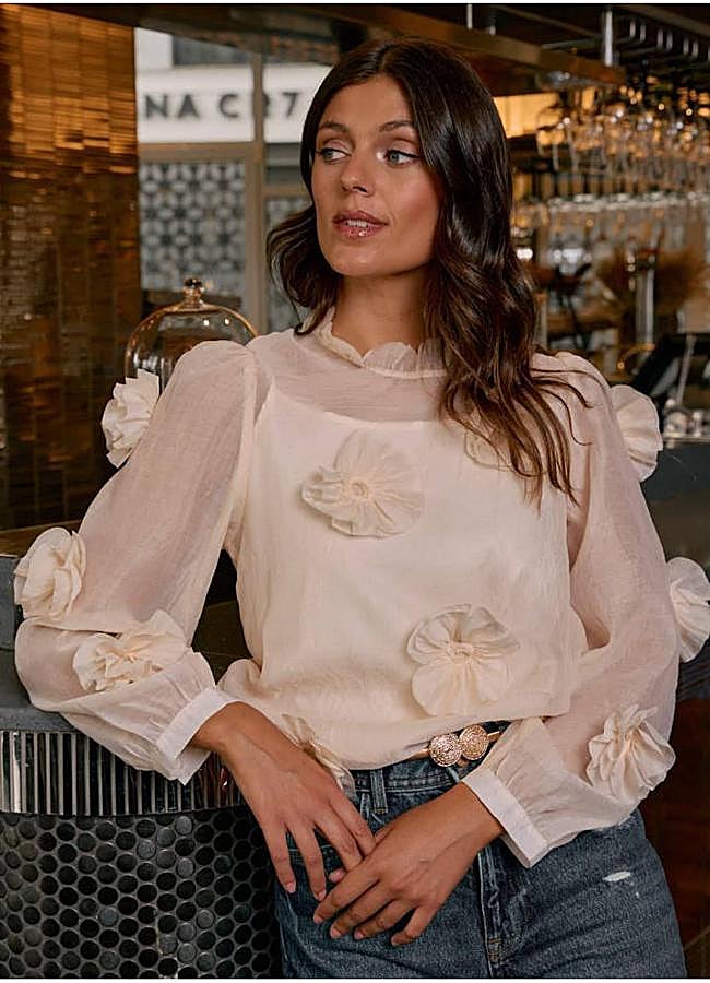 Imagen - Blusa lujosa en tejido vaporoso con flores