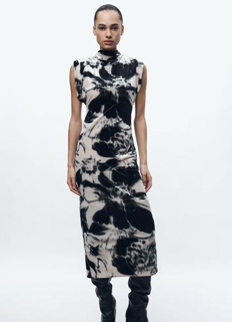 Imagen - Vestido estampado de Zara (59,99 euros)