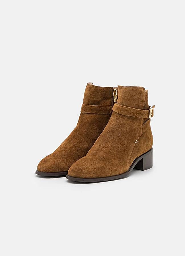 Imagen - Botines marrones de serraje con hebillas