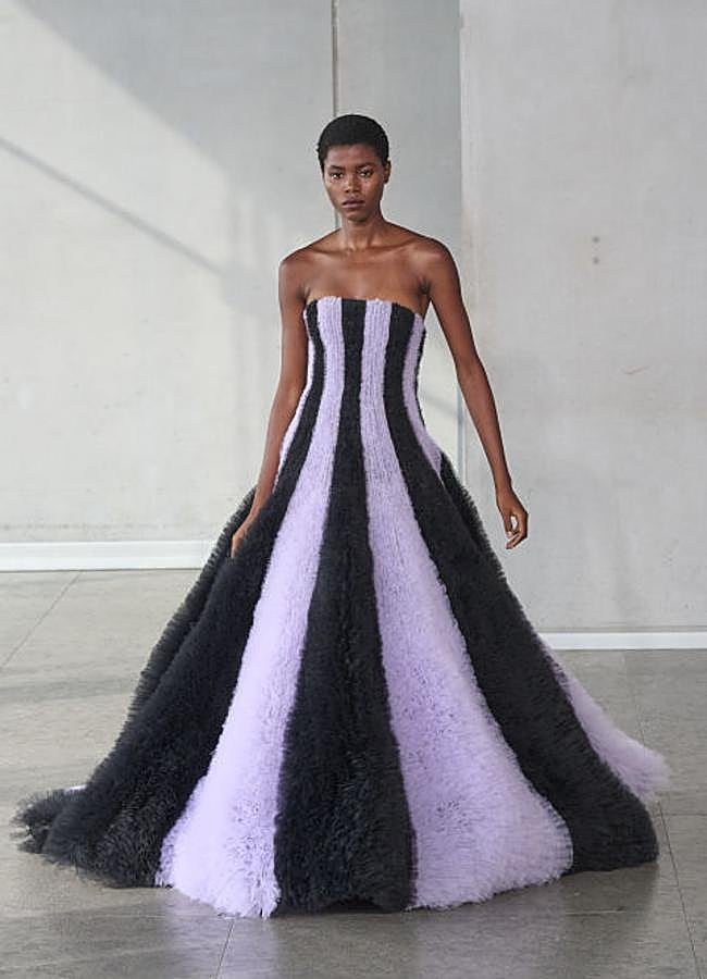 Imagen - Vestido viral del desfile de Carolina Herrera para el próximo verano.