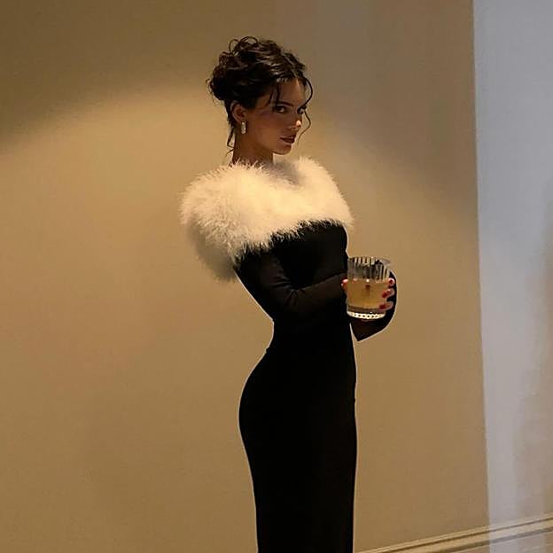 Kendall Jenner estas navidades con el peinado messy bun