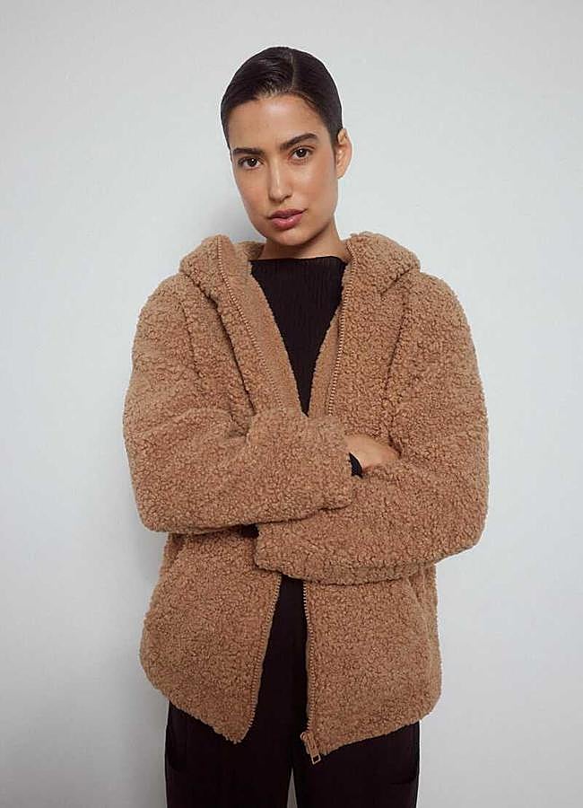 Imagen - Abrigo de borreguito con capucha de Pedro del Hierro.