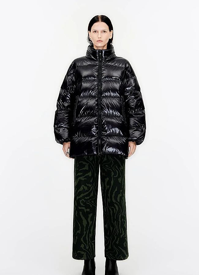 Imagen - Abrigo acolachado en color negro de Bimba y Lola.