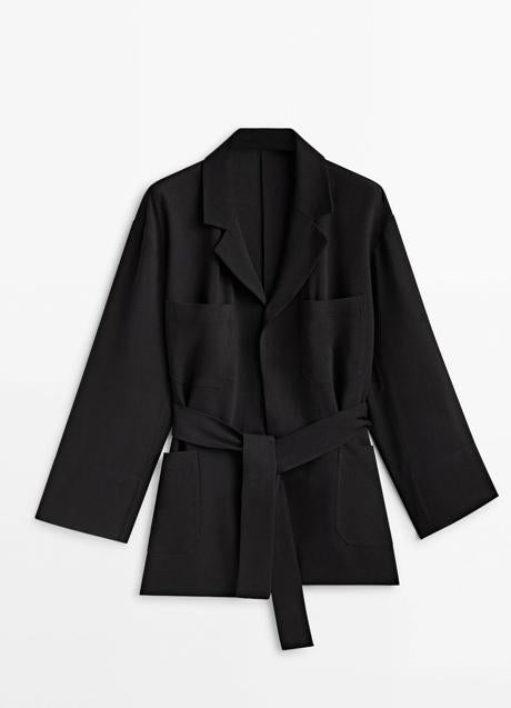 Imagen - Americana negra de Massimo Dutti (199 euros)