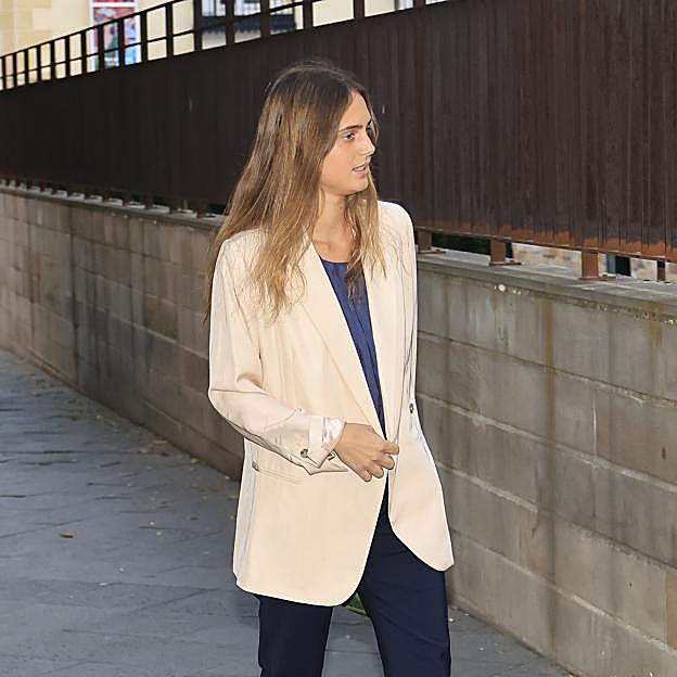 La vida secreta de Mencía, la hija de Isabel Sartorius: enamorada de un rejoneador, apasionada del cine y discreta como sus padres