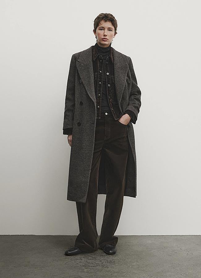 Imagen - Abrigo largo espiga de Massimo Dutti (249 euros).