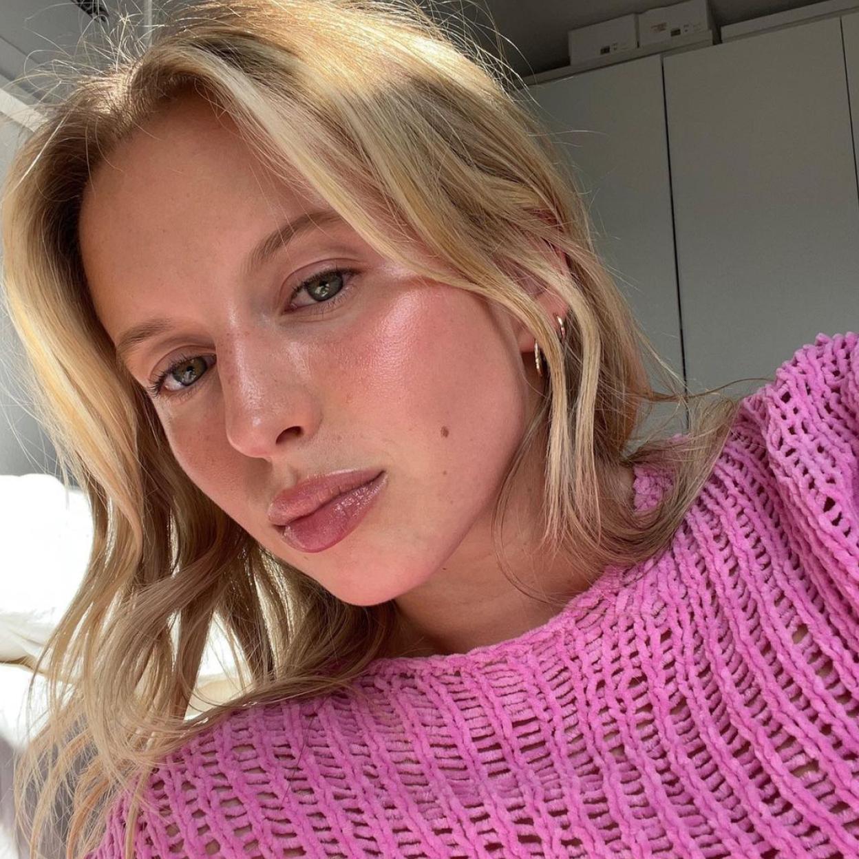 Este es el primer colorete en stick viral