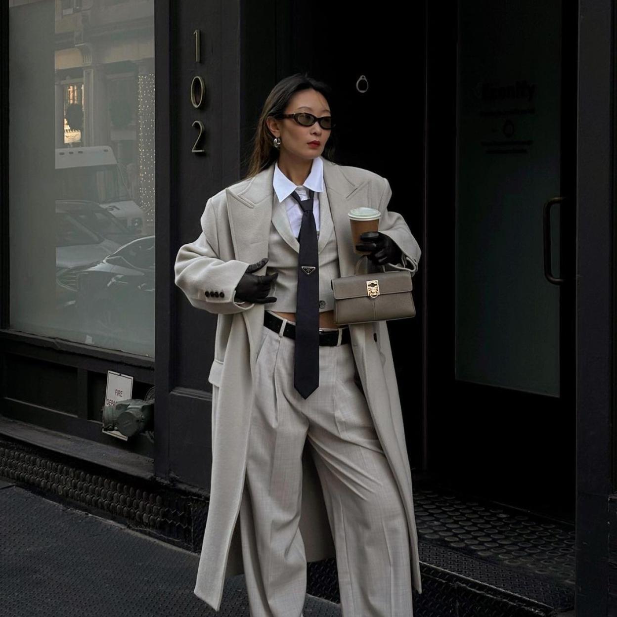 Estos son los básicos que todas llevan en rebajas. 