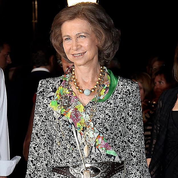 Los vestidos de Letizia y la reina Sofía en la fiesta de de Juan Carlos en Abu Dabi: ¿mensaje oculto o error imperdonable?