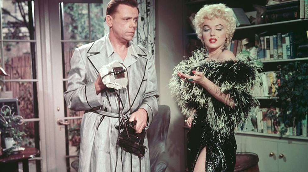 Escena de La tentación vive arriba. 