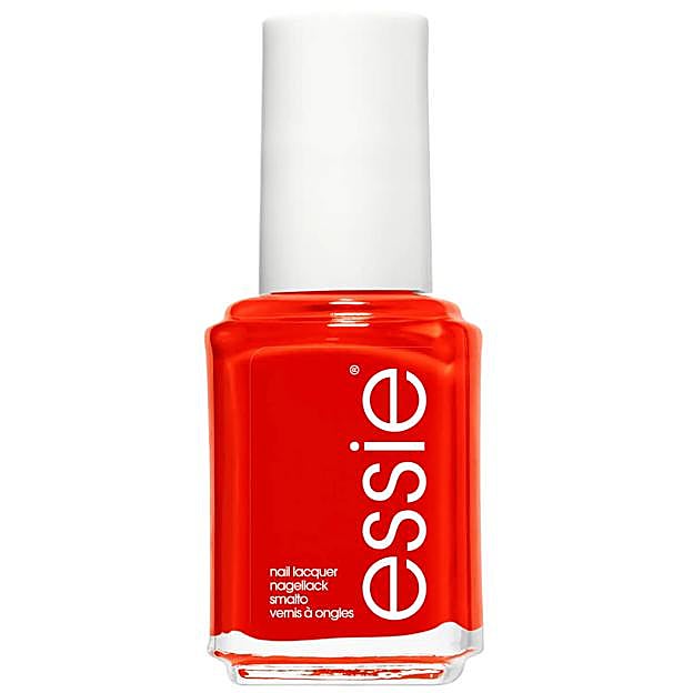 Esmalte de uñas en color rojo de Essie.