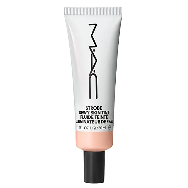 MAC Crema Hidratante con Color Strobe Dewy Skin Tint.