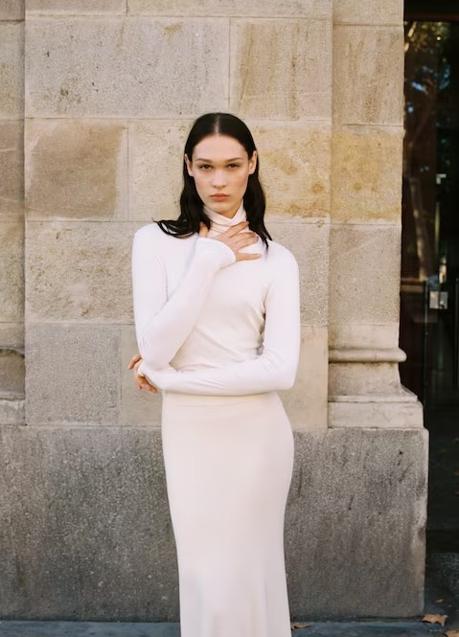 Imagen - Camiseta de cuello alto de Mango (19,99 euros)