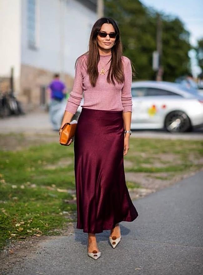 Imagen - Un look rosa y granate. / INSTAGRAM