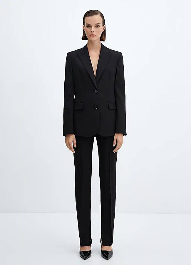 Imagen - Traje negro básico