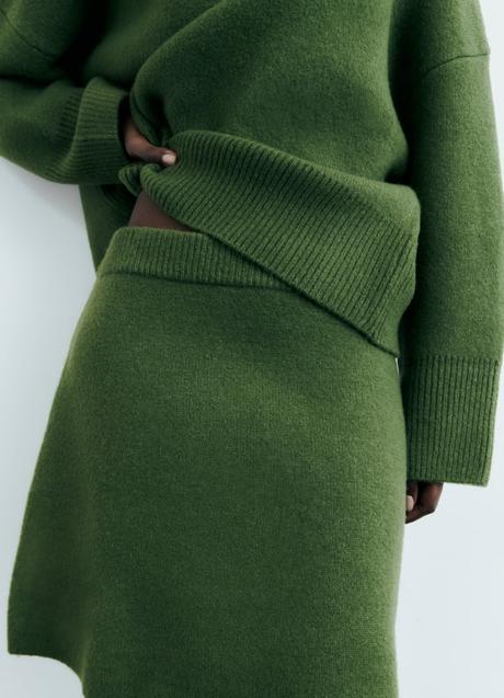 Imagen - Falda verde de Zara (19,99 euros)