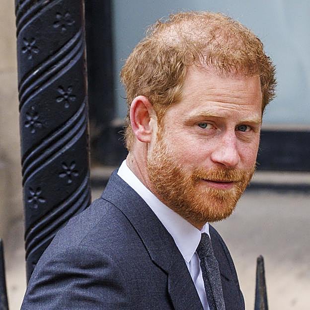 El príncipe Harry se ha equivocado en todo: sin familia, sin sitio en la corte y viviendo con su suegra Doria Ragland