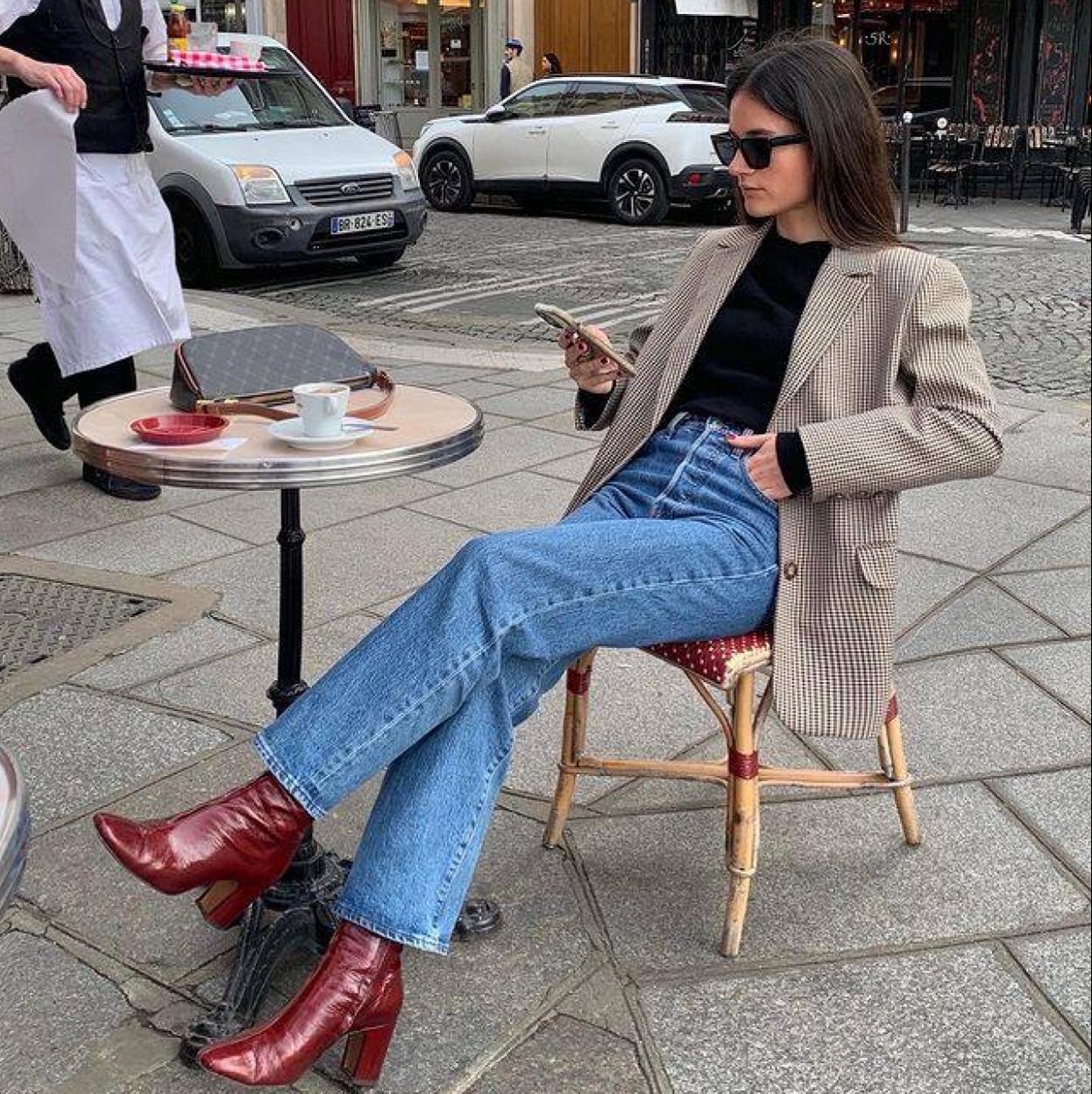 La influencer lleva unos botines