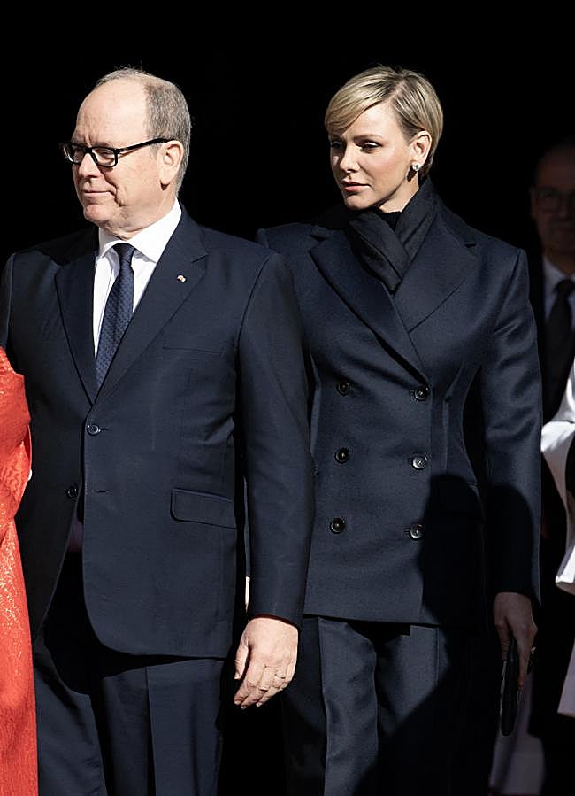 Imagen - Alberto de Mónaco y Charléne de Mónaco en la misa de Santa Devota 2024.