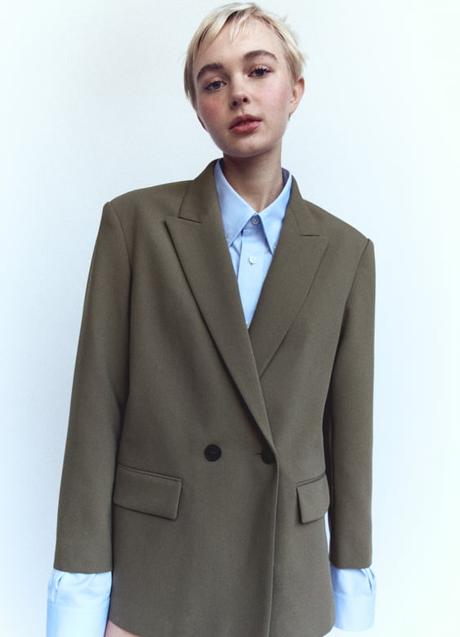 Imagen - Americana cruzada de Zara (39,99 euros)