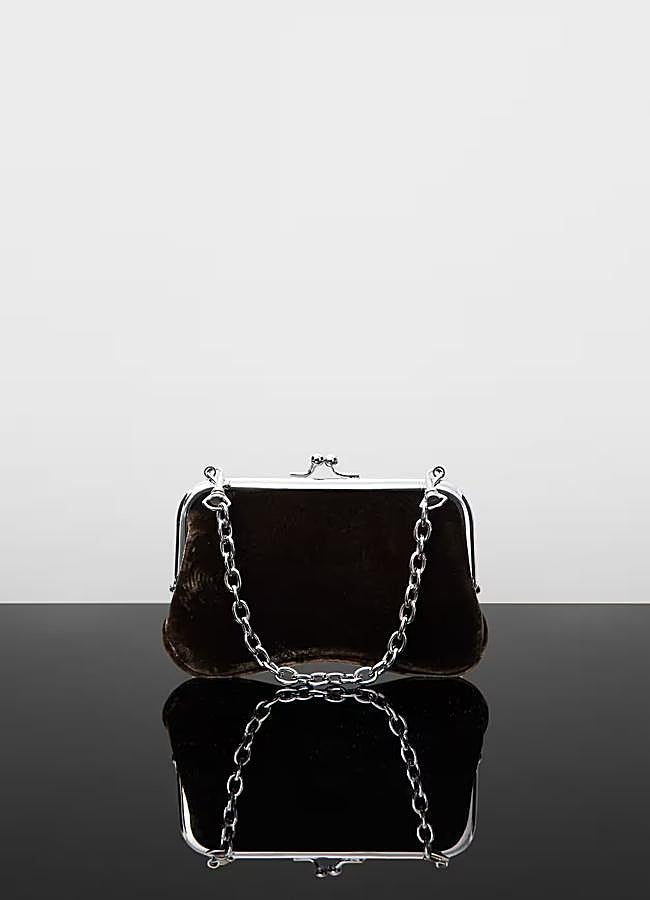 Imagen - Bolso de terciopelo con cadenas de Mango.