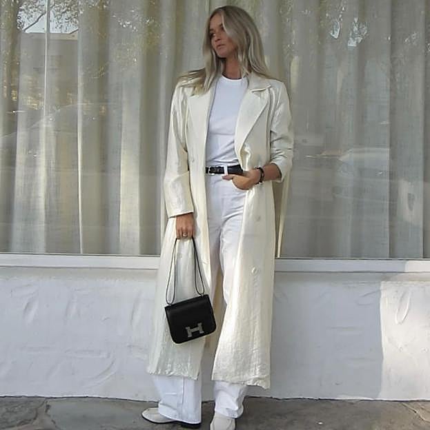 Total look white para ir a la oficina