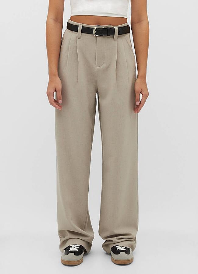 Imagen - Pantalones de traje con cinturón