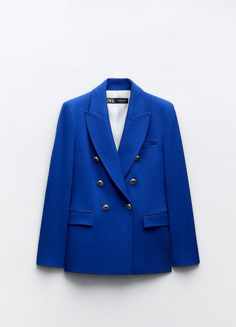 Imagen - Americana azul klein de Zara (49,99 euros)