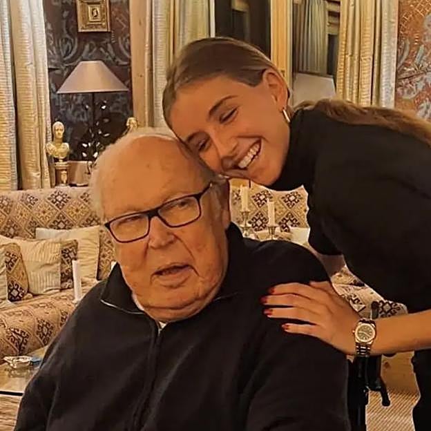 Vittorio Emanuele con su nieta, Vittoria de Saboya, actual jefa de la casa italiana. 