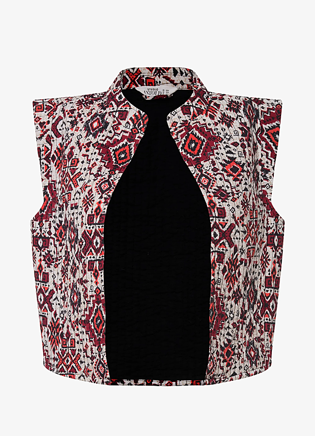 Imagen - Chaleco bordado de Studio Untold