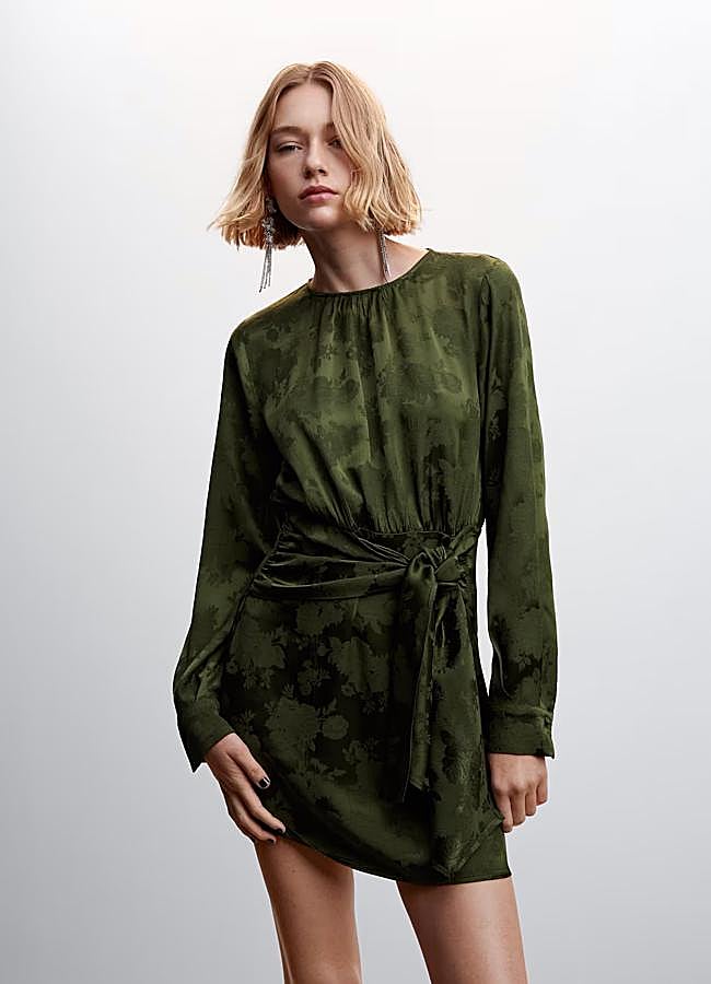 Imagen - Vestido mini en color verde de Mango Outlet.