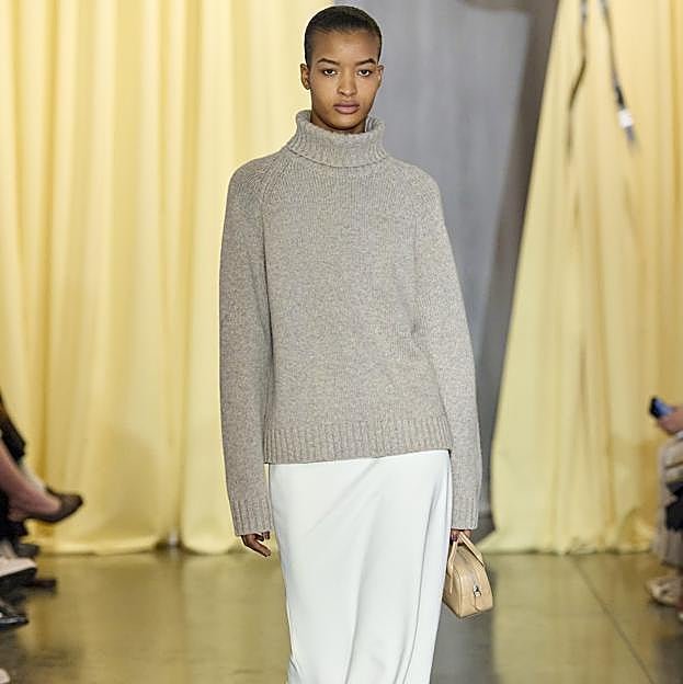 Imagen principal - Looks de Sandy Lang (arriba); Jason Wu (a la izquierda) y Ulla Johnson (derecha) en la NYFW.