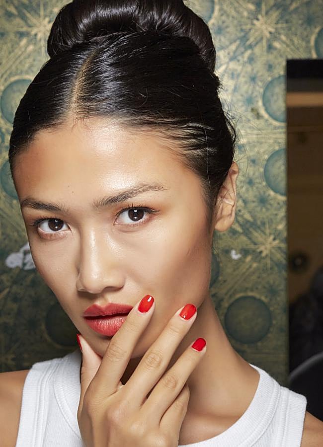 Imagen - Uñas en color rojo.